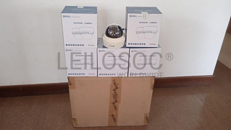 Câmeras de vigilância + Equipamentos de vigilância + Equipamentos de vigilância + Equipamentos de vigilância + Equipamentos de vigilância + Equipamentos de vigilância ·