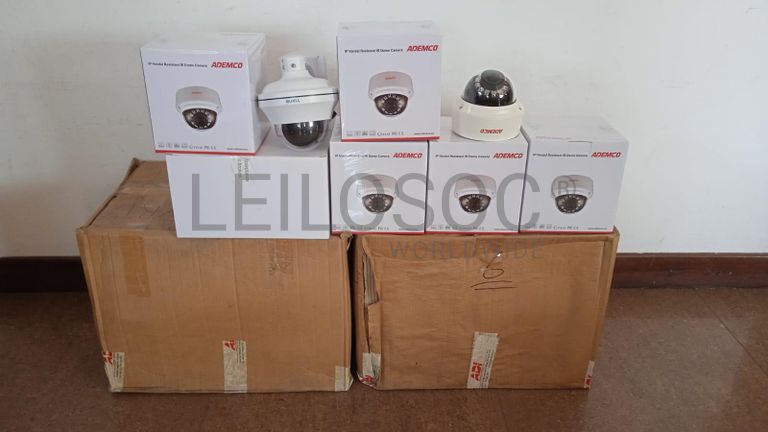 Câmeras de vigilância + Equipamentos de vigilância + Equipamentos de vigilância + Equipamentos de vigilância + Equipamentos de vigilância + Equipamentos de vigilância ·