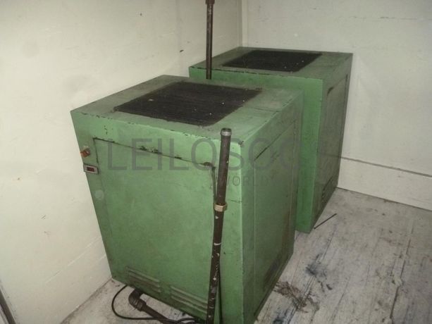 Equipamentos para fabrico de componentes para calçado e têxteis