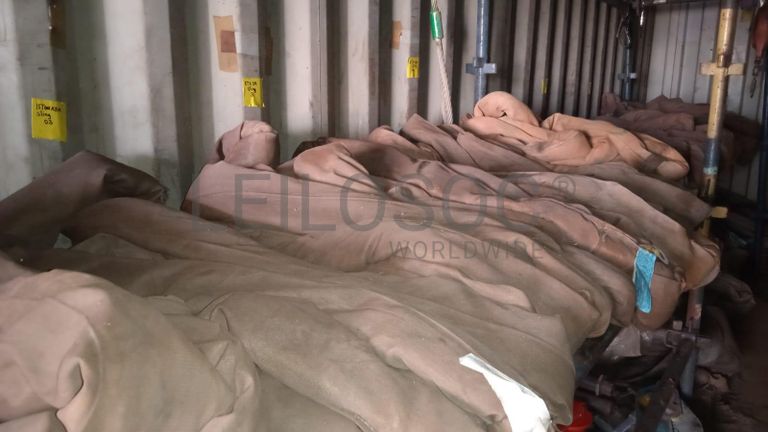 Diversos + Diversos + Manilhas + Diversos + Diversos + Diversos + Diversos + Diversos + Diversos + Diversos + Diversos + Diversos + Chain Block + Diversos + Diversos + Diversos + Diversos + Diversos + Diversos + Diversos + Contentor de 40P ·