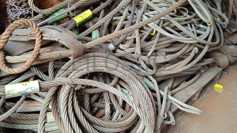 Diversos + Diversos + Manilhas + Diversos + Diversos + Diversos + Diversos + Diversos + Diversos + Diversos + Diversos + Diversos + Chain Block + Diversos + Diversos + Diversos + Diversos + Diversos + Diversos + Diversos + Contentor de 40P ·