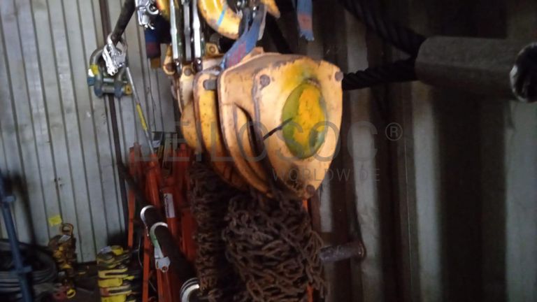 Diversos + Diversos + Manilhas + Diversos + Diversos + Diversos + Diversos + Diversos + Diversos + Diversos + Diversos + Diversos + Chain Block + Diversos + Diversos + Diversos + Diversos + Diversos + Diversos + Diversos + Contentor de 40P ·