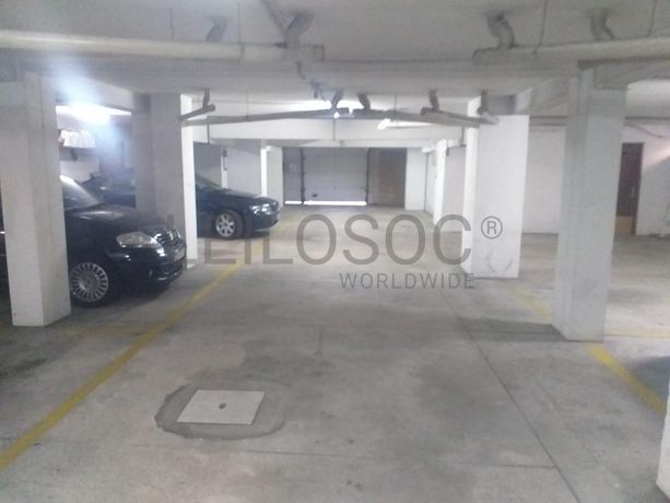 1/2 da Nua Propriedade de Lugar de garagem · São Mamede de Infesta