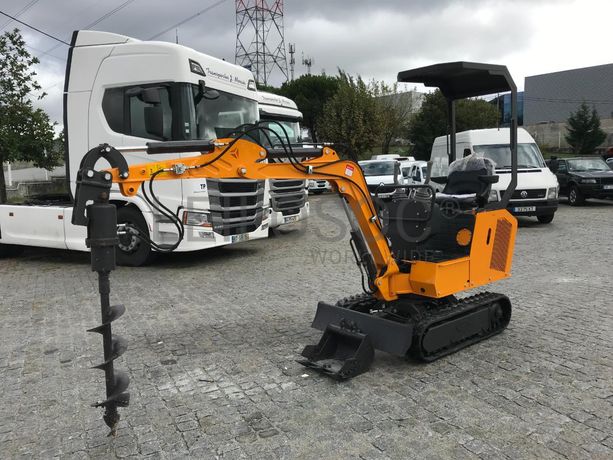 Mini giratória Rhinoceros XN11