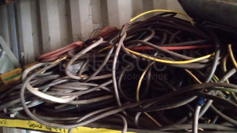 Diversos + Diversos + Caixas de Ferramentas + Diversos + Diversos + Diversos + Diversos + Diversos + Diversos + Diversos + Lâmpadas de longo alcance. + Anilhas + Diversos + Heat Shrinks + Diversos + Discos de Corte + Motores + Porcas + Diversos + Braçadeiras + Diversos + Chapas 1,5m + Contentor de 40P ·