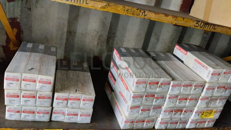 Diversos + Diversos + Grampos + Diversos + Diversos + Diversos + Electrodos + Diversos + Diversos + Diversos + Diversos + Diversos + Fitas + Diversos + Diversos + Máquinas Rebarbadora + Diversos + Pregos 50×2.50mm + Diversos + Cintas + Cintas + Cintas + Cintas + Cintas + Mangueiras para maçarico + Cintos de Segurança + Diversos + Diversos + Porcas + Porcas + Diversos + Pregos + Parafusos + Material Hospitalar + Diversos + Cordas + Diversos + Material para Soldadura + Material para Instalacao electrica + Diversos + Spray Q20 + Braçadeiras + Rolos de rede + Cerca de Segurança + Cabo flexível + Abaraçadeiras + Materia para soldadura + Abraçadeiras + Diversos + Bombas de água + Diversos + Compressor + Contentor de 40P ·