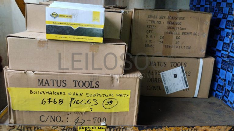 Diversos + Diversos + Grampos + Diversos + Diversos + Diversos + Electrodos + Diversos + Diversos + Diversos + Diversos + Diversos + Fitas + Diversos + Diversos + Máquinas Rebarbadora + Diversos + Pregos 50×2.50mm + Diversos + Cintas + Cintas + Cintas + Cintas + Cintas + Mangueiras para maçarico + Cintos de Segurança + Diversos + Diversos + Porcas + Porcas + Diversos + Pregos + Parafusos + Material Hospitalar + Diversos + Cordas + Diversos + Material para Soldadura + Material para Instalacao electrica + Diversos + Spray Q20 + Braçadeiras + Rolos de rede + Cerca de Segurança + Cabo flexível + Abaraçadeiras + Materia para soldadura + Abraçadeiras + Diversos + Bombas de água + Diversos + Compressor + Contentor de 40P ·