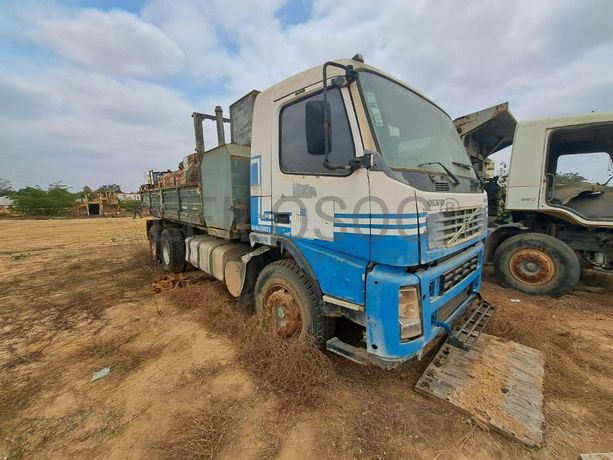 Camião Lubrificação (3000L) VOLVO FM 12 · Viana