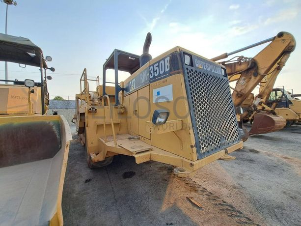 Misturadora/Recicladora CATERPILLAR · Viana