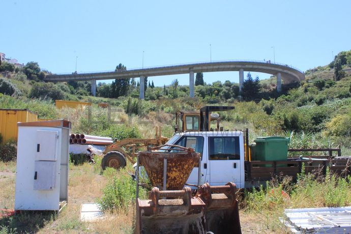 Terreno c/ 1,7 ha · Loures