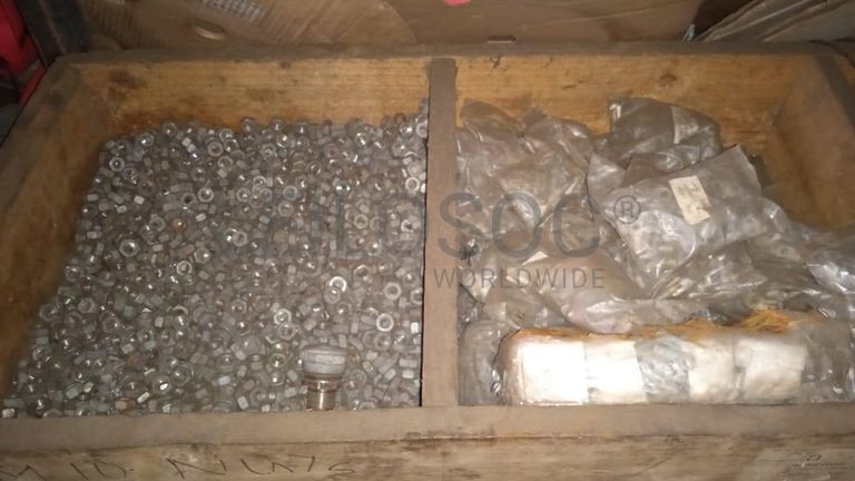 Diversos + Diversos + Caixas de Ferramentas + Diversos + Diversos + Diversos + Diversos + Diversos + Diversos + Diversos + Lâmpadas de longo alcance. + Anilhas + Diversos + Heat Shrinks + Diversos + Discos de Corte + Motores + Porcas + Diversos + Braçadeiras + Diversos + Chapas 1,5m + Contentor de 40P ·