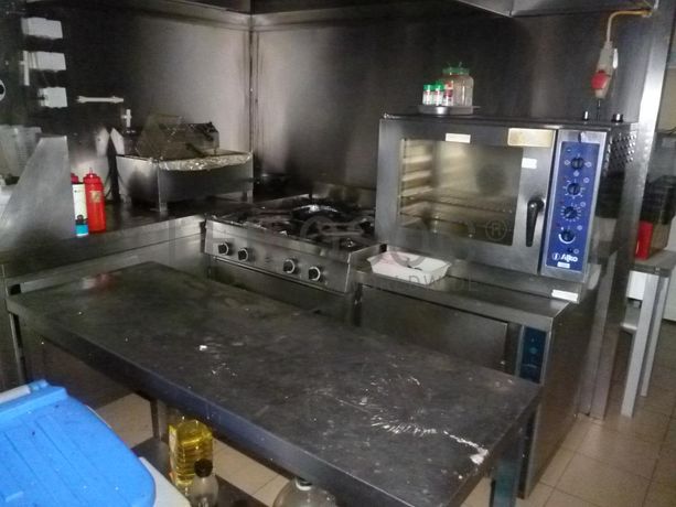 Trespasse Estabelecimento Comercial "Éden" · Equipamentos Hotelaria · Matosinhos