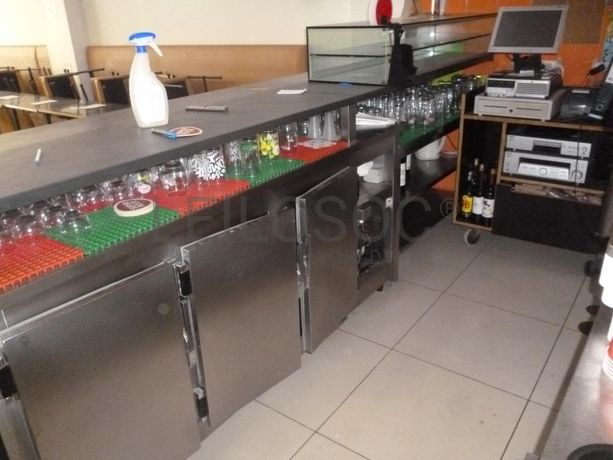 Trespasse Estabelecimento Comercial "Éden" · Equipamentos Hotelaria · Matosinhos