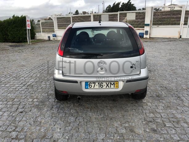 Opel Corsa 1.2 · Ano 2004