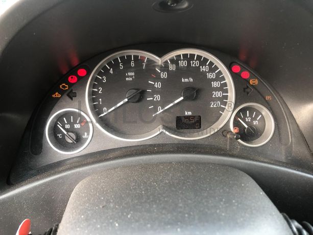 Opel Corsa 1.2 · Ano 2004