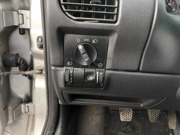 Opel Corsa 1.2 · Ano 2004