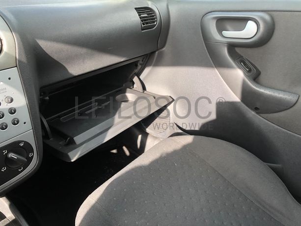 Opel Corsa 1.2 · Ano 2004