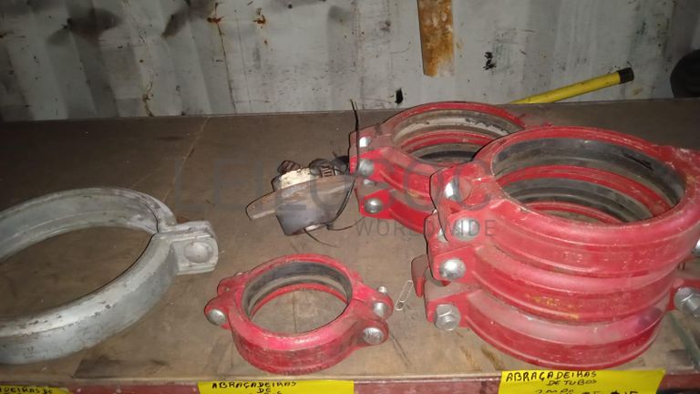 Diversos + Rebarbadeiras + Diversos + Diversos + Rebarbadeiras + Furadeira + Diversos + Braçadeiras + Torque Wreck + Radiadores + Diversos + Diversos + Diversos + Diversos + Diversos + Diversos + Diversos + Diversos + Contentor de 40P ·