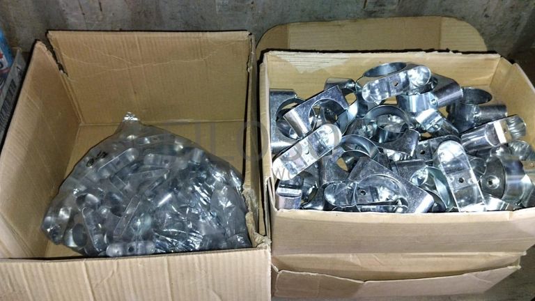 Diversos + Diversos + Grampos + Diversos + Diversos + Diversos + Electrodos + Diversos + Diversos + Diversos + Diversos + Diversos + Fitas + Diversos + Diversos + Máquinas Rebarbadora + Diversos + Pregos 50×2.50mm + Diversos + Cintas + Cintas + Cintas + Cintas + Cintas + Mangueiras para maçarico + Cintos de Segurança + Diversos + Diversos + Porcas + Porcas + Diversos + Pregos + Parafusos + Material Hospitalar + Diversos + Cordas + Diversos + Material para Soldadura + Material para Instalacao electrica + Diversos + Spray Q20 + Braçadeiras + Rolos de rede + Cerca de Segurança + Cabo flexível + Abaraçadeiras + Materia para soldadura + Abraçadeiras + Diversos + Bombas de água + Diversos + Compressor + Contentor de 40P ·