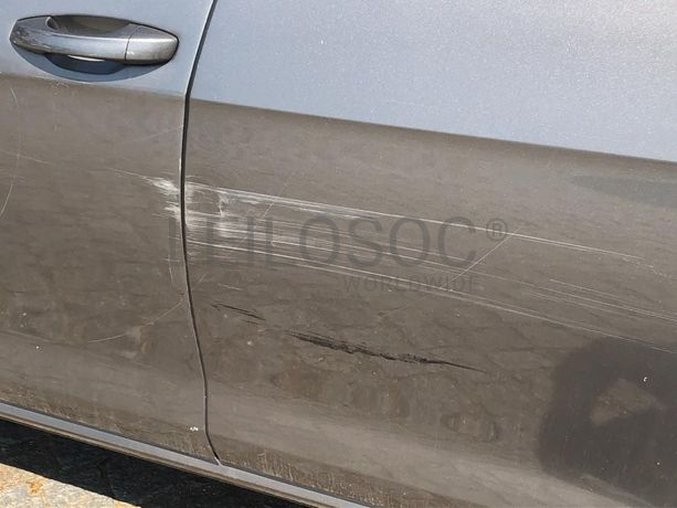 Volkswagen Golf 1.6 TDI · Ano 2014