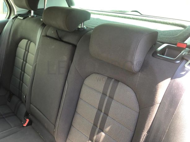 Volkswagen Golf 1.6 TDI · Ano 2014