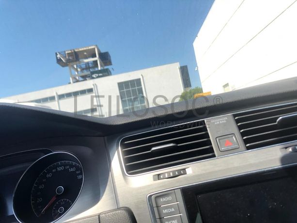 Volkswagen Golf 1.6 TDI · Ano 2014