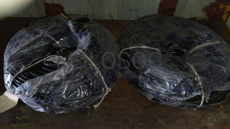 Diversos + Diversos + Grampos + Diversos + Diversos + Diversos + Electrodos + Diversos + Diversos + Diversos + Diversos + Diversos + Fitas + Diversos + Diversos + Máquinas Rebarbadora + Diversos + Pregos 50×2.50mm + Diversos + Cintas + Cintas + Cintas + Cintas + Cintas + Mangueiras para maçarico + Cintos de Segurança + Diversos + Diversos + Porcas + Porcas + Diversos + Pregos + Parafusos + Material Hospitalar + Diversos + Cordas + Diversos + Material para Soldadura + Material para Instalacao electrica + Diversos + Spray Q20 + Braçadeiras + Rolos de rede + Cerca de Segurança + Cabo flexível + Abaraçadeiras + Materia para soldadura + Abraçadeiras + Diversos + Bombas de água + Diversos + Compressor + Contentor de 40P ·