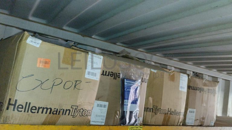 Diversos + Diversos + Grampos + Diversos + Diversos + Diversos + Electrodos + Diversos + Diversos + Diversos + Diversos + Diversos + Fitas + Diversos + Diversos + Máquinas Rebarbadora + Diversos + Pregos 50×2.50mm + Diversos + Cintas + Cintas + Cintas + Cintas + Cintas + Mangueiras para maçarico + Cintos de Segurança + Diversos + Diversos + Porcas + Porcas + Diversos + Pregos + Parafusos + Material Hospitalar + Diversos + Cordas + Diversos + Material para Soldadura + Material para Instalacao electrica + Diversos + Spray Q20 + Braçadeiras + Rolos de rede + Cerca de Segurança + Cabo flexível + Abaraçadeiras + Materia para soldadura + Abraçadeiras + Diversos + Bombas de água + Diversos + Compressor + Contentor de 40P ·