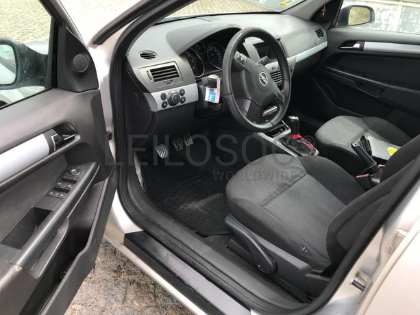 Opel Astra 1.3 CDTI · Ano 2006
