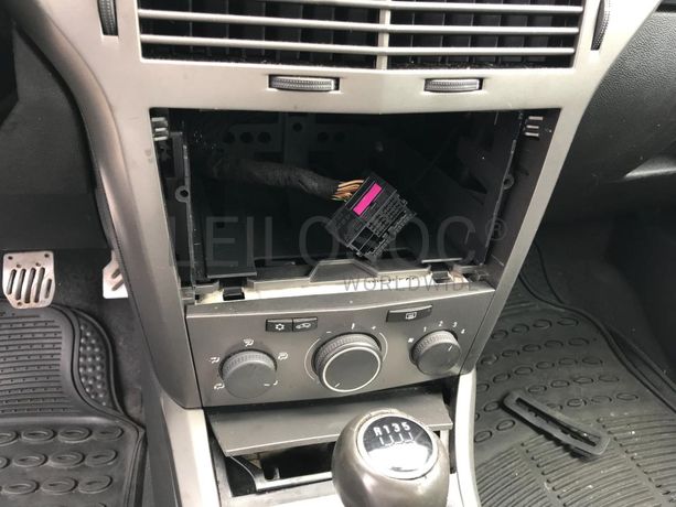 Opel Astra 1.3 CDTI · Ano 2006