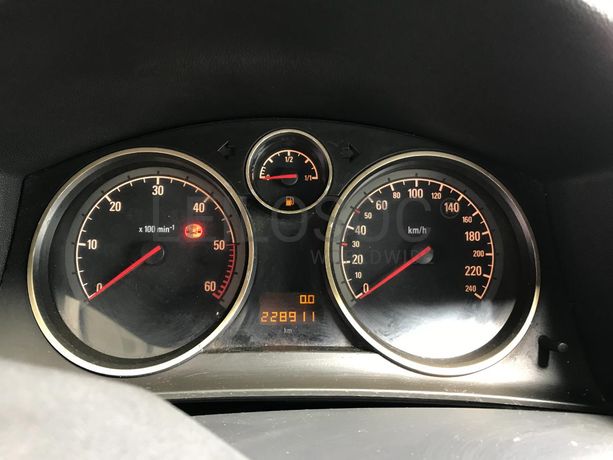 Opel Astra 1.3 CDTI · Ano 2006