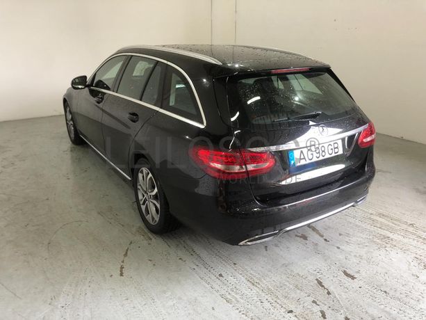 Mercedes-Benz C180D · Ano 2016