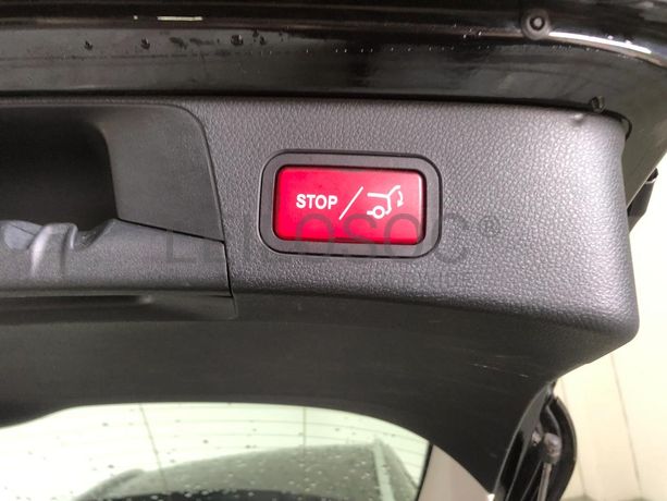 Mercedes-Benz C180D · Ano 2016