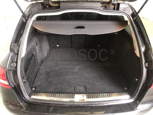 Mercedes-Benz C180D · Ano 2016