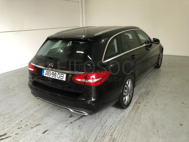 Mercedes-Benz C180D · Ano 2016