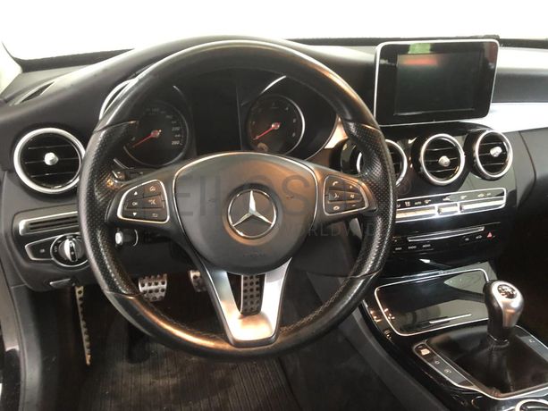 Mercedes-Benz C180D · Ano 2016