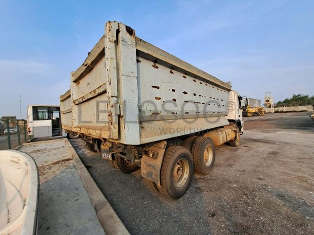 Camião Basculante 26 T (6X4) VOLVO FM 13-400 ·