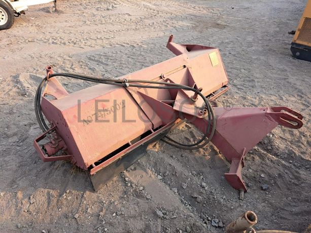 Vassoura Mecânica · Viana