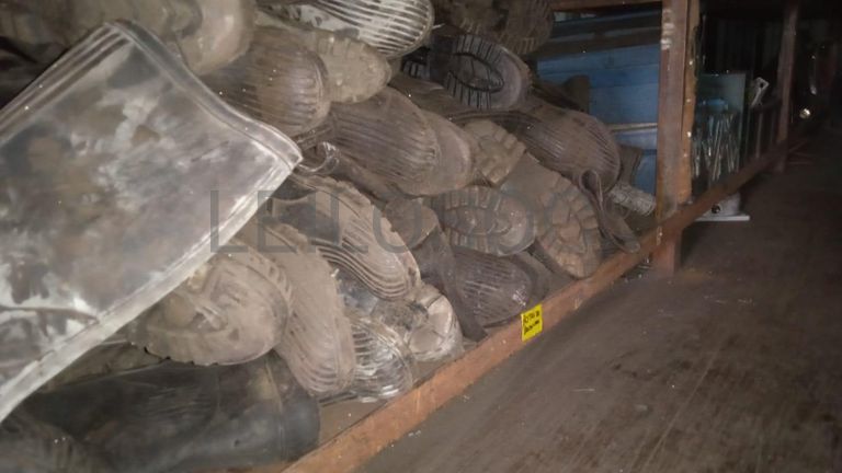 Diversos + Rebarbadeiras + Diversos + Diversos + Rebarbadeiras + Furadeira + Diversos + Braçadeiras + Torque Wreck + Radiadores + Diversos + Diversos + Diversos + Diversos + Diversos + Diversos + Diversos + Diversos + Contentor de 40P ·