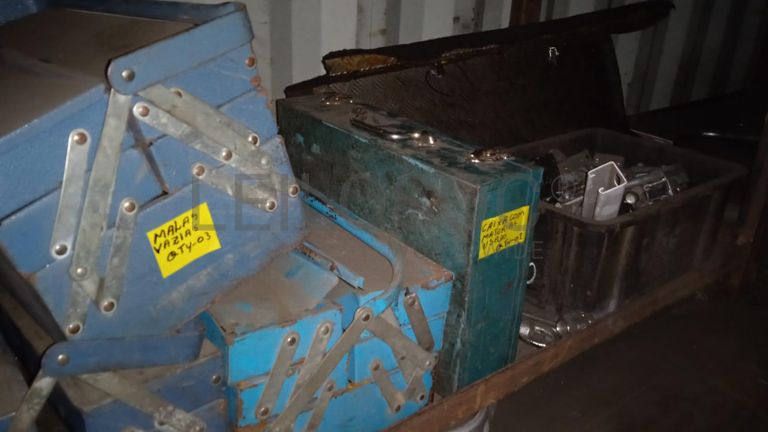 Diversos + Rebarbadeiras + Diversos + Diversos + Rebarbadeiras + Furadeira + Diversos + Braçadeiras + Torque Wreck + Radiadores + Diversos + Diversos + Diversos + Diversos + Diversos + Diversos + Diversos + Diversos + Contentor de 40P ·