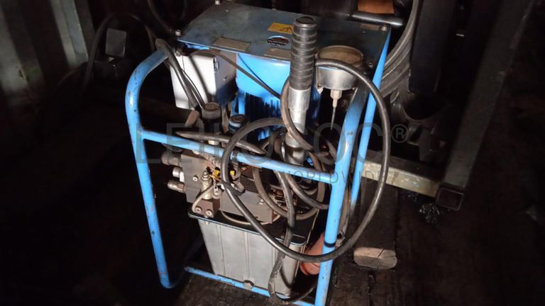 Diversos + Diversos + Diversos + Contentor de 40P ·