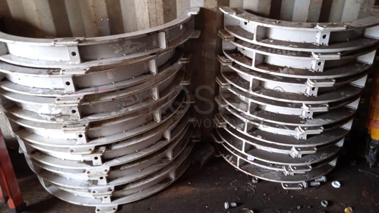 Diversos + Diversos + Diversos + Contentor de 40P ·