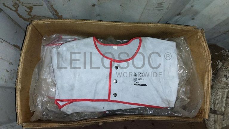 Máquina de soldar tubos pVC + Máquina de soldar tubos PVC + Compressor de Ar + Bombas de água + Macaco hidráulico + Rolos de Arrame + Aventais de couro + Diversos + Diversos + Cabos Hidráulicos + Diversos + Diversos + Mobiliário + Diversos + Diversos + Contentor de 40P ·