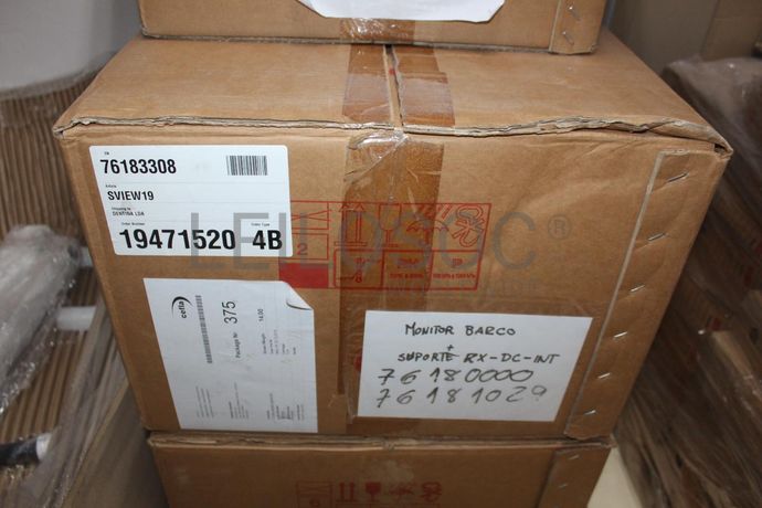 Braços para cadeiras