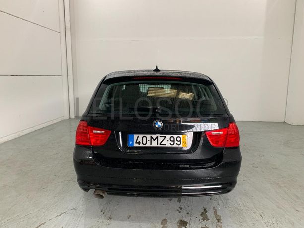 BMW 318D Touring · Ano 2012
