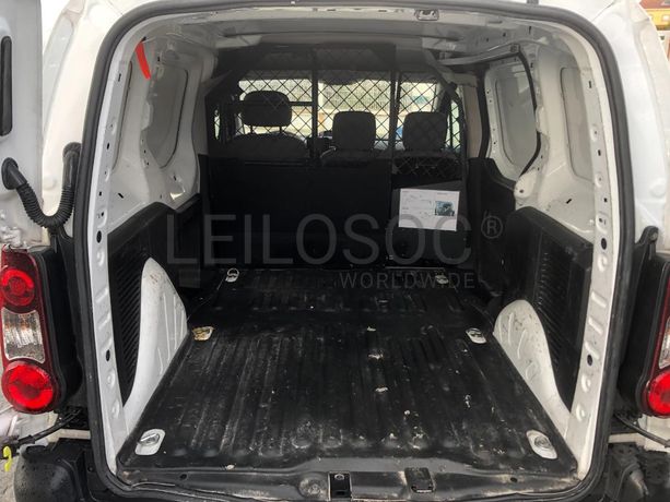 Peugeot Partner · Ano 2016