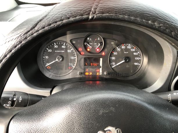 Peugeot Partner · Ano 2016