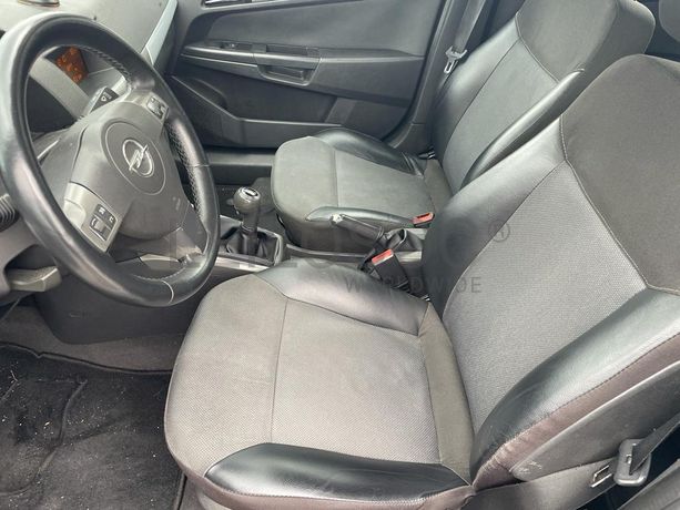 Opel Astra SW · Ano 2004