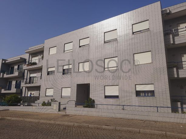 Apartamento T2 c/ Lugar de Garagem · Vila Nova de Gaia