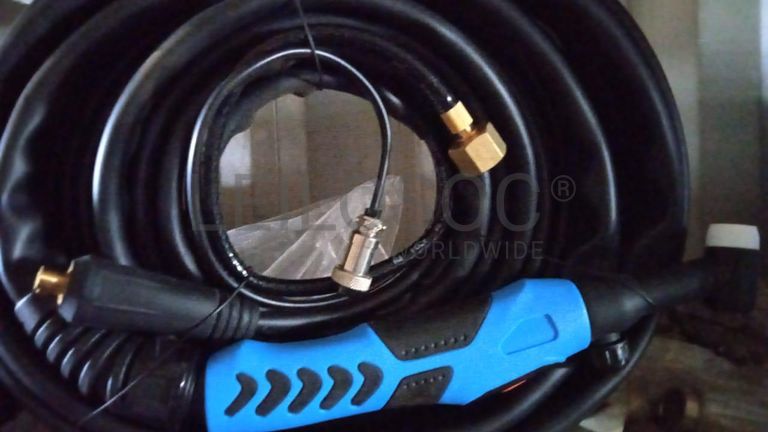 Diversos + Diversos + Gerador + Diversos + Diversos + Diversos + Diversos + Diversos + Máquina de lichar + Cimento cola + Contentor de 40P ·